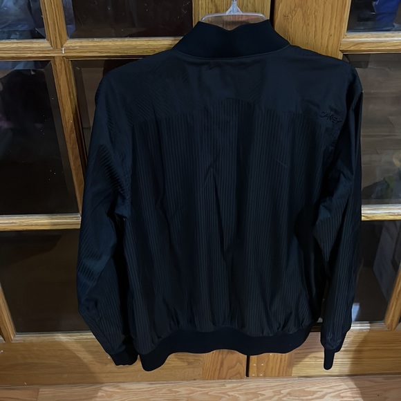 Pre-Owned Oakley Men fall mens jacket, size Medium in great condition. - Picture 3 of 3